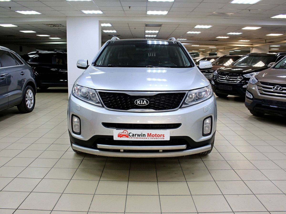 Kia Sorento II серебристый