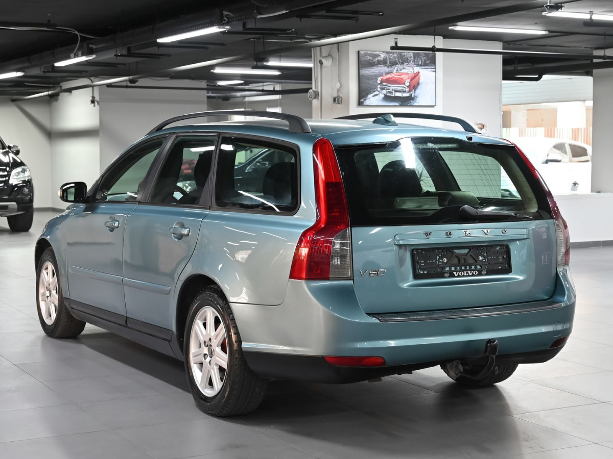 Volvo V50