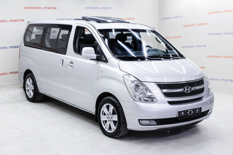 Hyundai Grand Starex